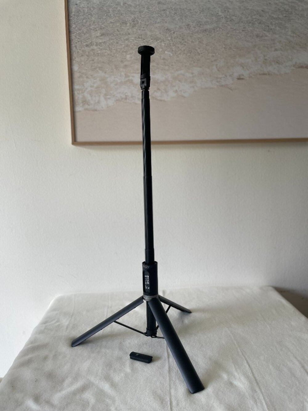 Tripod/Selfie Stick Extends from 14 inches to 51 inches (approx)